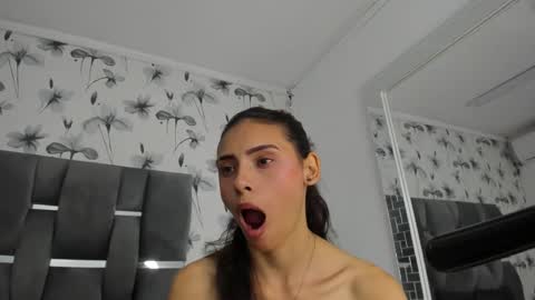 Snapshot of ehotloveaxxx chatting on February 21, 2025, 4:59 pm Valery online show from February 21, 2025, 4:59 pm