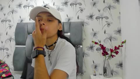 Snapshot of ehotloveaxxx chatting on November 1, 2025, 2:08 pm Valery online show from November 1, 2025, 2:08 pm