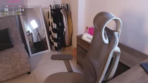 Eiden Blake online show from February 9, 2026, 12:03 am