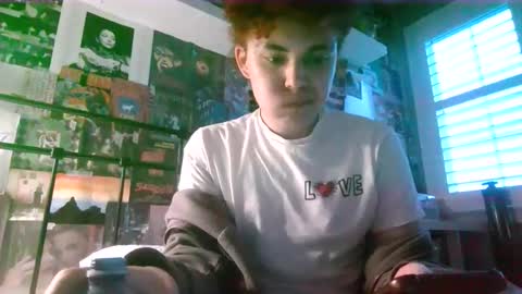 eighte3nyroldfag online show from March 18, 2026, 11:30 pm