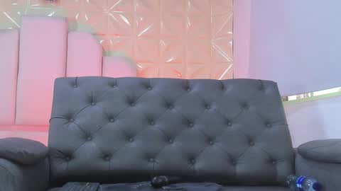 Snapshot of eileenestrada chatting on February 20, 2025, 5:40 pm Eileen from your heart online show from February 20, 2025, 5:40 pm