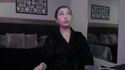 EILIN PINK online show from April 23, 2026, 12:40 pm