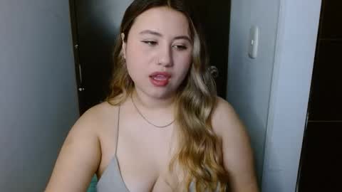 Snapshot of eimy_collin chatting on May 13, 2026, 5:38 am EIMY MODEL INDEPENDENT online show from May 13, 2026, 5:38 am