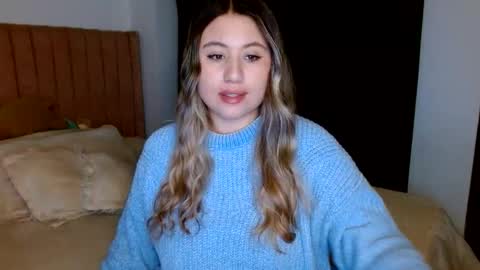 Snapshot of eimy_collin chatting on May 19, 2026, 7:04 am EIMY MODEL INDEPENDENT online show from May 19, 2026, 7:04 am