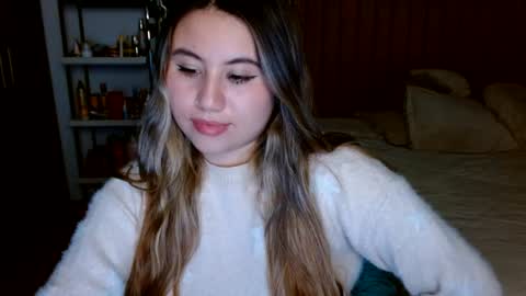 Snapshot of eimy_collin chatting on June 13, 2026, 4:10 am EIMY MODEL INDEPENDENT online show from June 13, 2026, 4:10 am