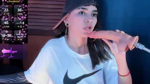 Snapshot of eimy_salome15 chatting on May 10, 2026, 6:02 pm eimy_salome15 online show from May 10, 2026, 6:02 pm