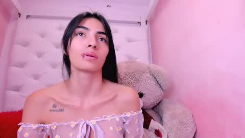 eimy online show from March 7, 2026, 12:57 pm