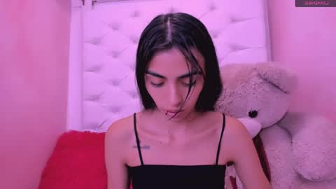 Snapshot of eimy_skinny chatting on May 2, 2026, 2:11 pm eimy online show from May 2, 2026, 2:11 pm