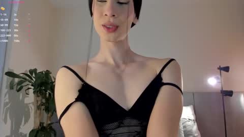 Snapshot of einyel_ chatting on October 1, 2025, 8:15 pm Einyel online show from October 1, 2025, 8:15 pm