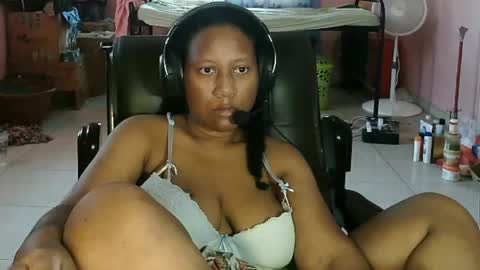 Eirondra Valeen online show from April 25, 2026, 12:52 pm