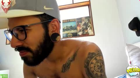 eithan_rune online show from March 13, 2026, 3:51 pm