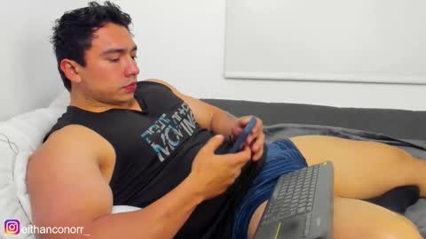 EITHAN CONOR online show from February 12, 2026, 2:39 am