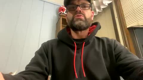 Snapshot of ejbooker11 chatting on October 23, 2025, 9:30 am PiedPiper online show from October 23, 2025, 9:30 am