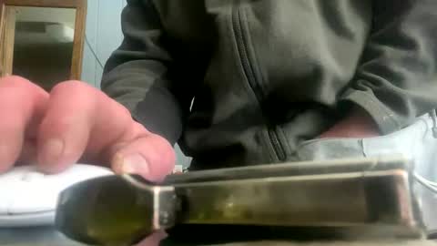 Snapshot of ejbooker11 chatting on November 23, 2025, 12:05 pm PiedPiper online show from November 23, 2025, 12:05 pm