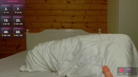 Snapshot of ekstasismouth chatting on February 6, 2025, 5:40 pm Ekstasis online show from February 6, 2025, 5:40 pm