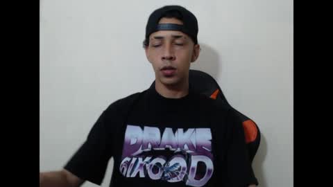 Snapshot of el_menor chatting on May 8, 2026, 2:50 am Instagram BelowAbajo online show from May 8, 2026, 2:50 am