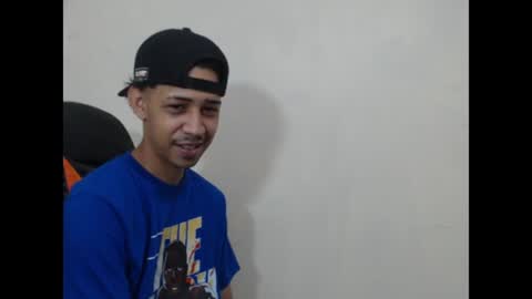 Instagram BelowAbajo online show from June 24, 2026, 3:38 am