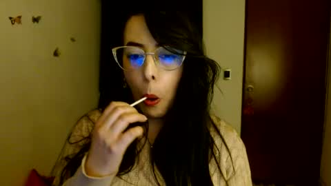 Snapshot of ela_3611 chatting on July 10, 2026, 3:55 am ela_3611 online show from July 10, 2026, 3:55 am