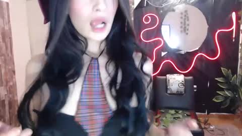 Snapshot of ela_foxyy chatting on December 6, 2024, 5:22 pm ELA online show from December 6, 2024, 5:22 pm