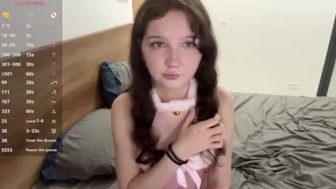 Ela online show from July 29, 2026, 6:50 pm