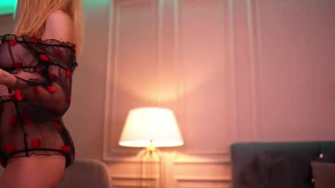 Ella online show from February 19, 2026, 6:09 am