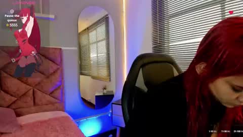 Snapshot of elaia_muller chatting on December 3, 2024, 12:06 pm Elaia online show from December 3, 2024, 12:06 pm