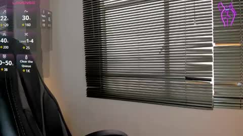 Snapshot of elaia_muller chatting on February 21, 2025, 1:11 pm Elaia online show from February 21, 2025, 1:11 pm