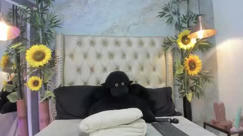 eli online show from October 30, 2025, 8:53 pm