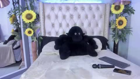 eli online show from November 7, 2025, 9:59 pm