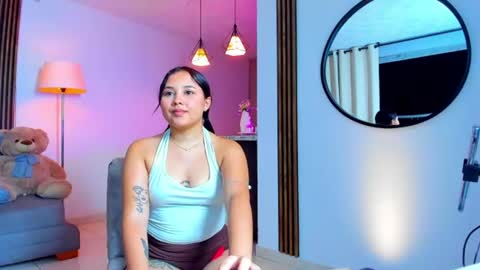 Snapshot of elaine_summer chatting on July 23, 2026, 2:31 am Elaine Summer online show from July 23, 2026, 2:31 am