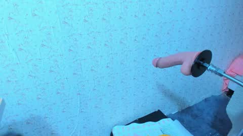 Snapshot of elalove_ chatting on December 9, 2024, 5:29 am Ela online show from December 9, 2024, 5:29 am