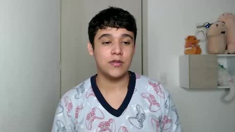 elandor online show from October 20, 2025, 6:47 am