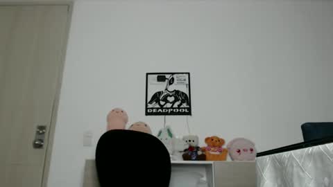 elandor online show from November 15, 2025, 7:49 am