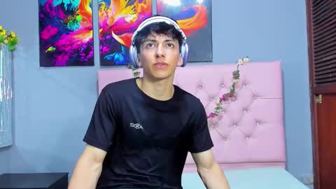 Snapshot of elangiraldo chatting on November 29, 2025, 11:52 pm Elan Giralon online show from November 29, 2025, 11:52 pm