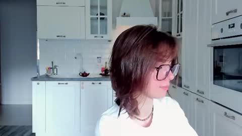 Snapshot of elannand chatting on July 30, 2026, 6:23 am ELA 3 online show from July 30, 2026, 6:23 am