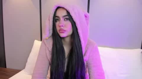 elara_bloom_ online show from June 28, 2026, 2:06 am