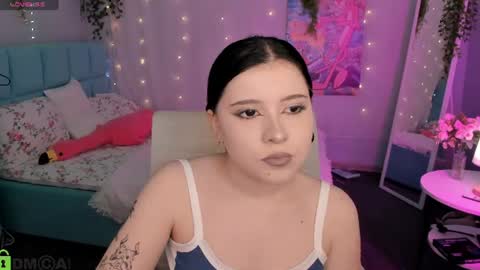 Snapshot of elara_irving chatting on July 26, 2026, 2:53 am Elly online show from July 26, 2026, 2:53 am