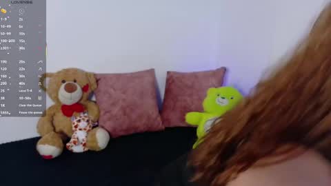 Snapshot of elara_voss chatting on April 12, 2026, 2:27 am Elara voss online show from April 12, 2026, 2:27 am