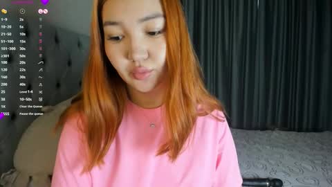 Snapshot of elarahaze chatting on September 25, 2025, 6:17 am Elara online show from September 25, 2025, 6:17 am