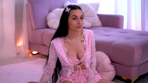 Ela online show from March 2, 2026, 12:34 pm