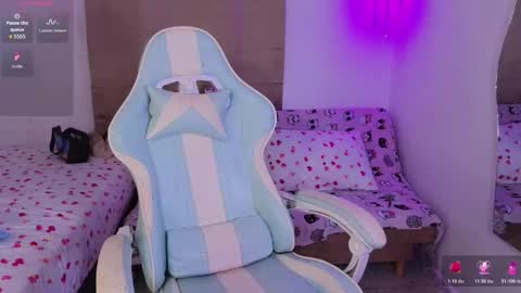 elaseles23 online show from December 5, 2025, 2:31 am