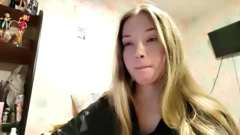 MIa online show from February 16, 2026, 2:35 pm