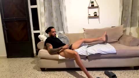 Snapshot of elborypr37 chatting on March 13, 2026, 5:58 am ellindosex37 online show from March 13, 2026, 5:58 am