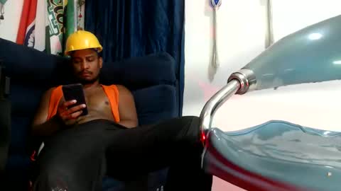 Snapshot of elcaballeroblack chatting on February 1, 2026, 1:53 pm elcaballeroblack online show from February 1, 2026, 1:53 pm