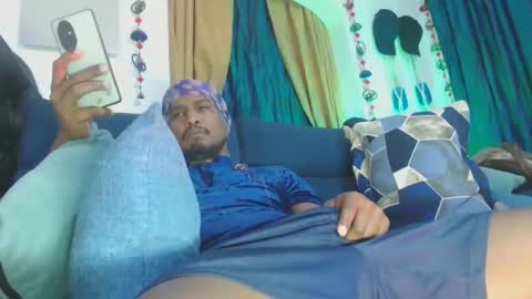 Snapshot of elcaballeroblack chatting on February 22, 2026, 7:01 pm elcaballeroblack online show from February 22, 2026, 7:01 pm