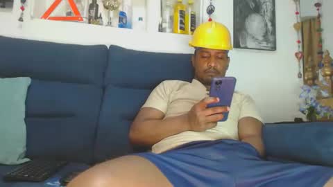 Snapshot of elcaballeroblack chatting on March 8, 2026, 3:27 pm elcaballeroblack online show from March 8, 2026, 3:27 pm