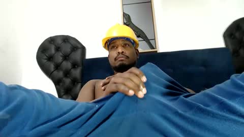 elcaballeroblack online show from May 4, 2026, 3:57 am
