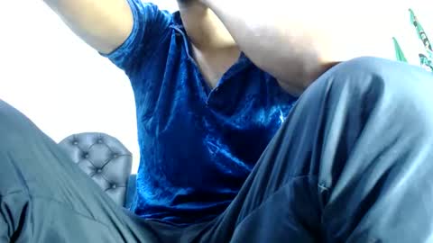 elcaballeroblack online show from May 5, 2026, 4:31 am