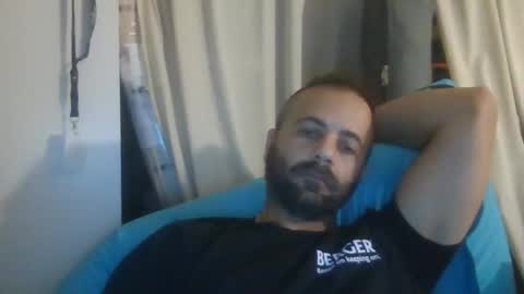 daniel18cmx online show from October 17, 2025, 11:13 am