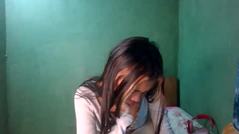 Snapshot of eldie69 chatting on June 10, 2026, 3:50 am eldie69 online show from June 10, 2026, 3:50 am